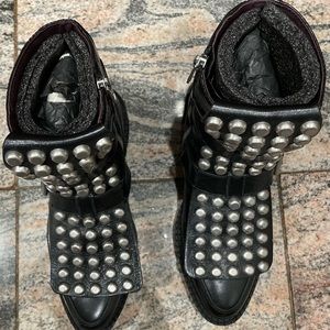 MARC BY MARC JACOBS black studded combat leathers